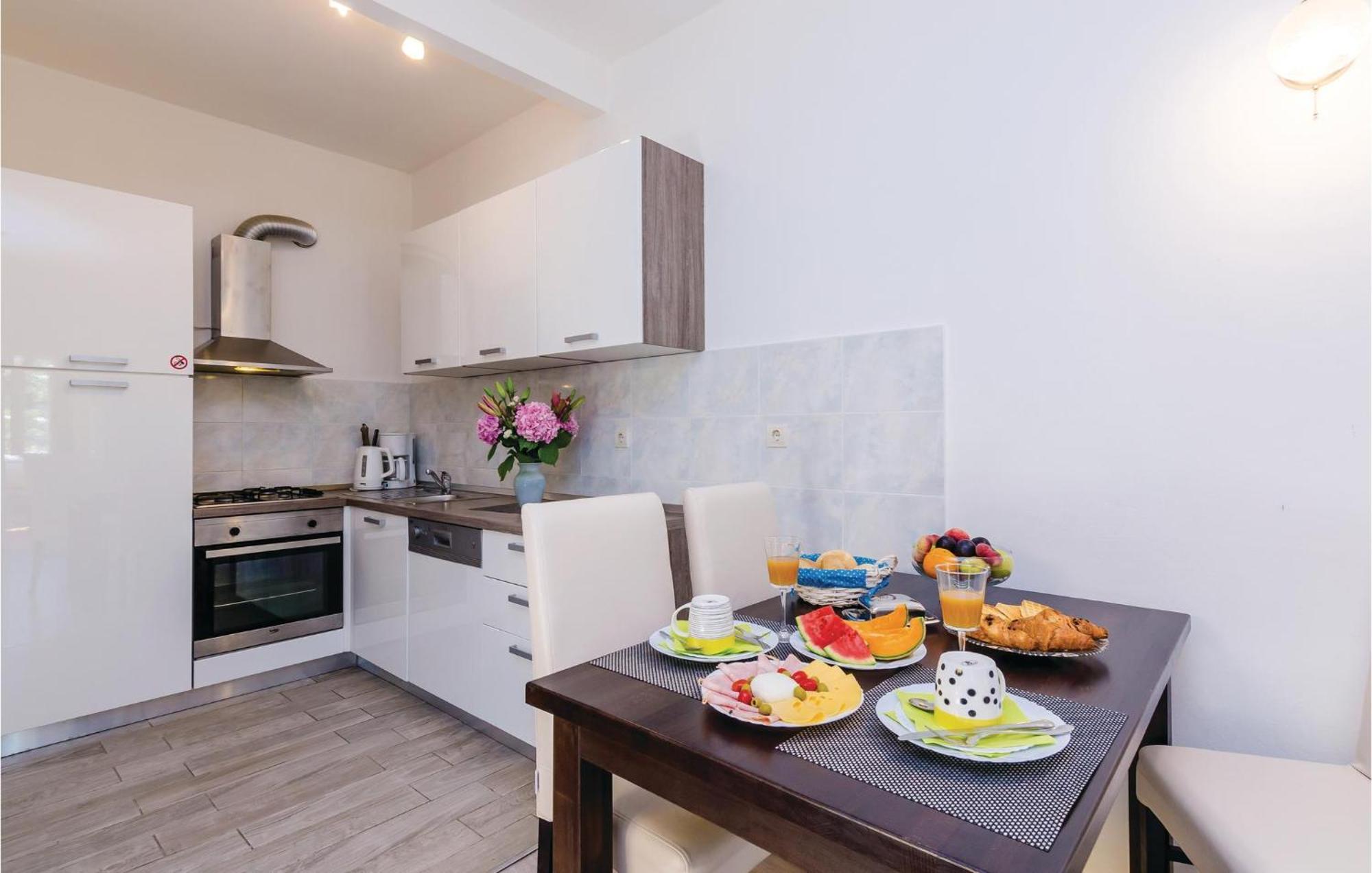 Pet Friendly Apartment In Bosanka With Kitchen دوبروفينك المظهر الخارجي الصورة